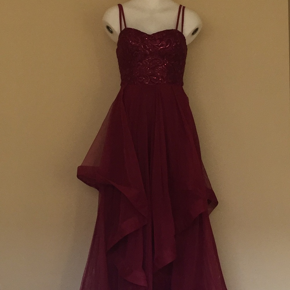 Speechless Juniors Long Maroon Dress Size 3